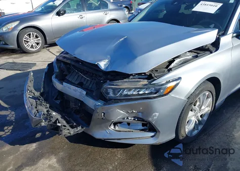 2020 Honda Accord Lx z USA, uszkodzony, nr VIN 1HGCV1F1XLA029719